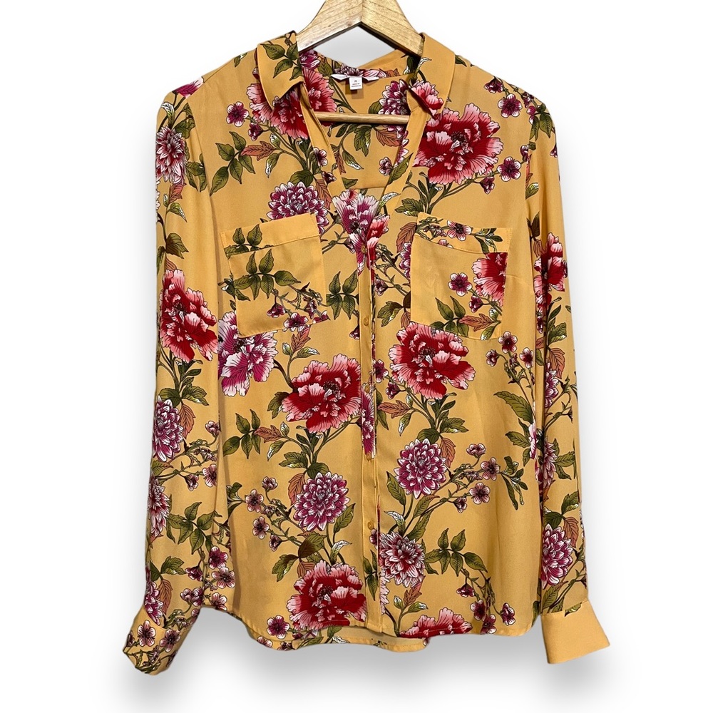 Candies lightweight floral button down blouse